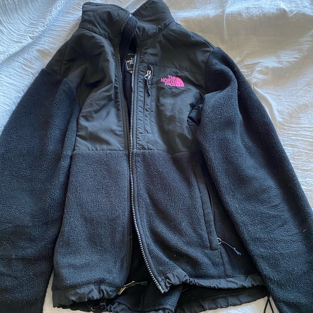 Black Northface!